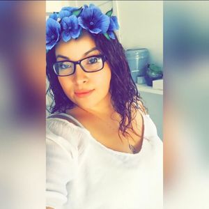 Meet your Posher, Fatima